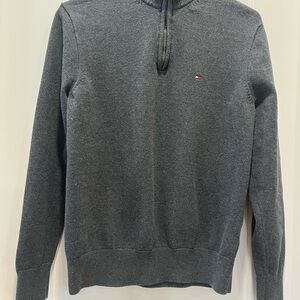 Men's Tommy Hilfiger Quarter Zip Gray Sweater/Pullover - Size M